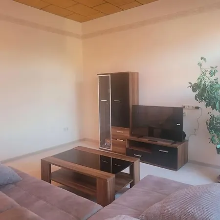 Apt2 Mit Balkon In Lage Nahe Karl Erbeer Hof, Zentrum Und Bahnhof Apartamento *