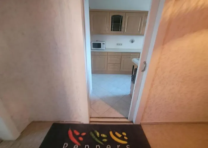 Guenstige, Grosse Im Zentrum Von *