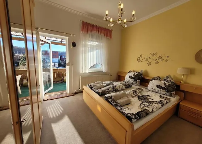 Guenstige, Grosse Im Zentrum Von דירה ורניגרוד